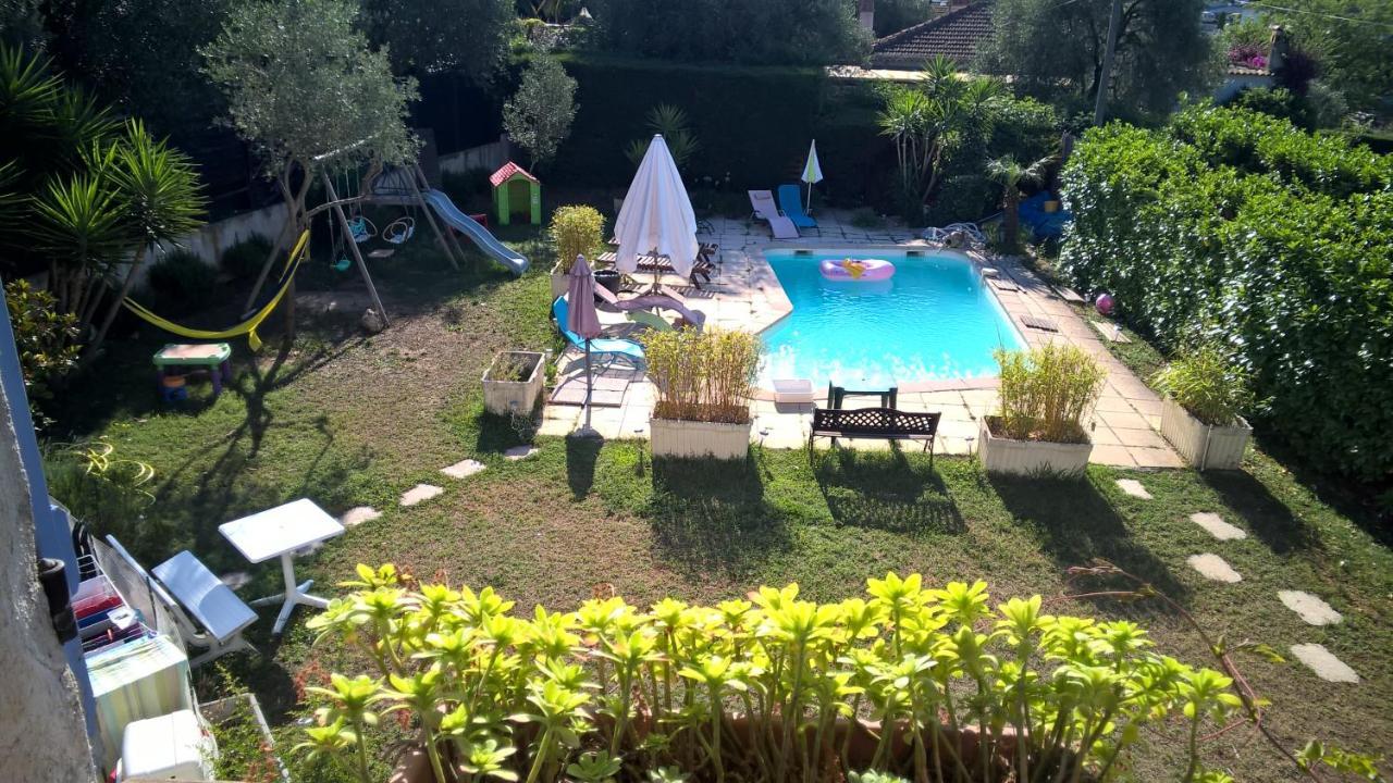 Parfums D'Azur Bed & Breakfast เลอกันเนต์ ภายนอก รูปภาพ